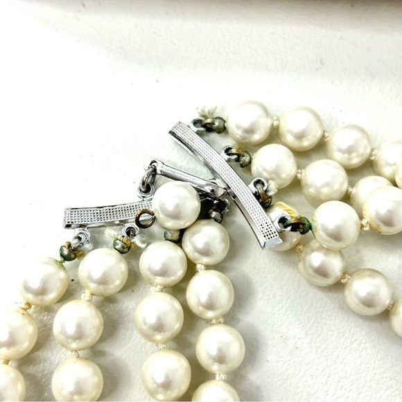 Vintage 4 Strands  of Faux White Pearls 14” Max - Picture 5 of 8